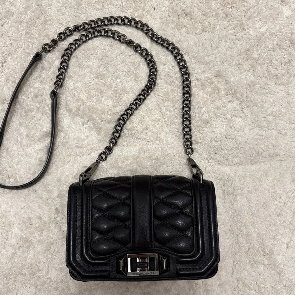 🖤Like New Rebecca Minkoff Black Quilted Crossbody with Chain Strap